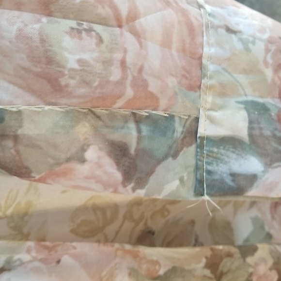 Croscill Cotswold vintage floral sheers rose green - Picture 5 of 10